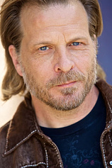 picture of actor Doug Dearth