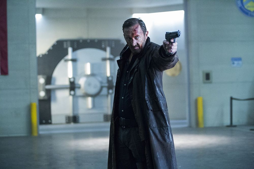 Ralph Ineson en Operación. Huracán