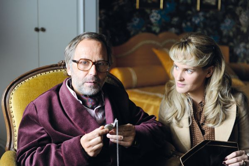 Judith Godrèche y Fabrice Luchini en Potiche, mujeres al poder