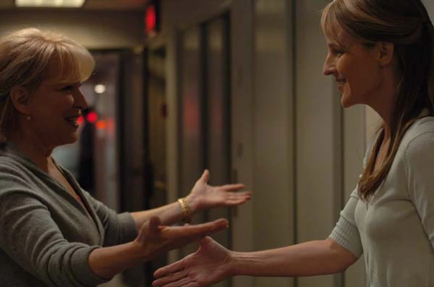 Helen Hunt y Bette Midler en cuando-ella-me-encontro