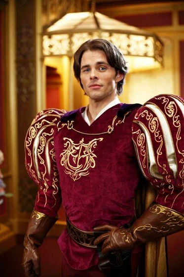 James Marsden en encantada-la-historia-de-giselle