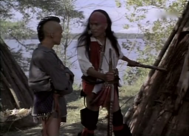 Eric Schweig y J.C. White Shirt en Cadena Rota