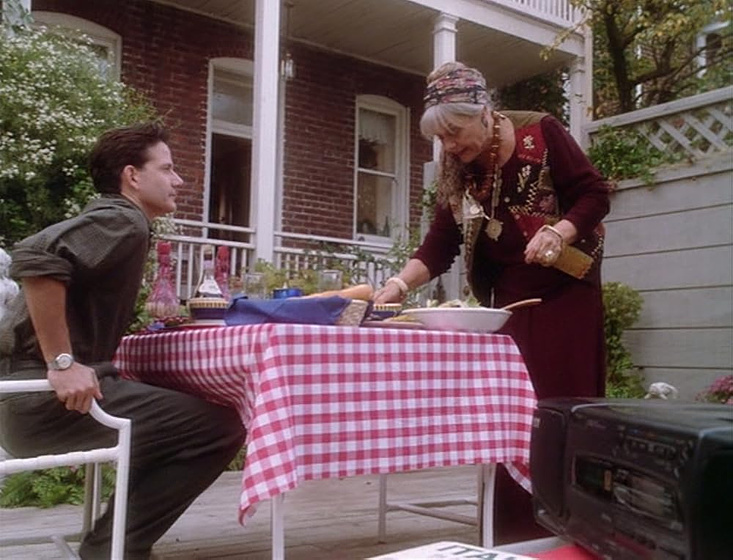 Estelle Parsons y Campbell Scott en carta-de-amor-1998