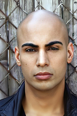 picture of actor Bari Kang