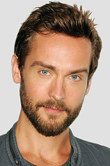 photo of person Tom Mison