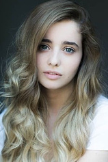 picture of actor Holly Earl