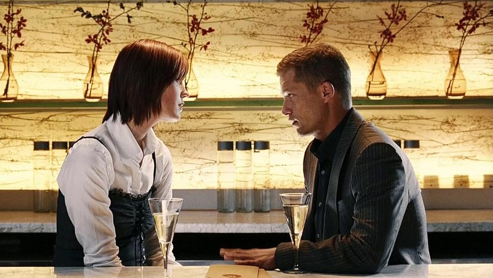Til Schweiger y Lauren Lee Smith en One Way