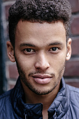 picture of actor Thando Walbaum