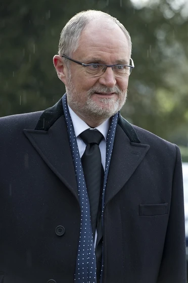 Jim Broadbent en circuito-cerrado-2013-i