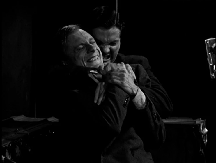 Norman Lloyd y Robert Cummings en sabotaje