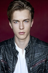 picture of actor Jacob Hopkins