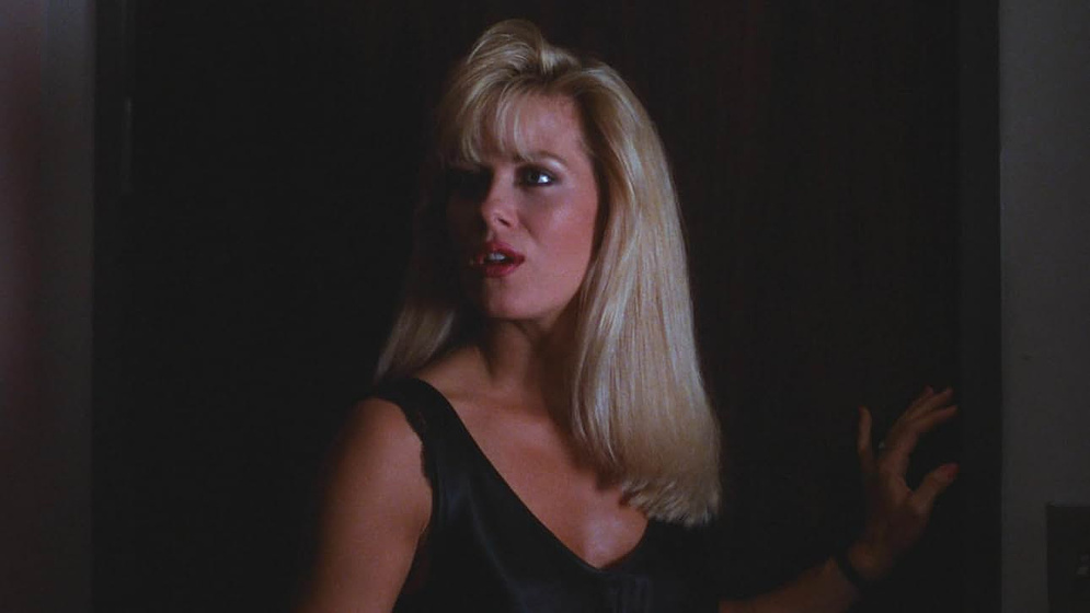 Barbara Niven en Psycho Cop Returns