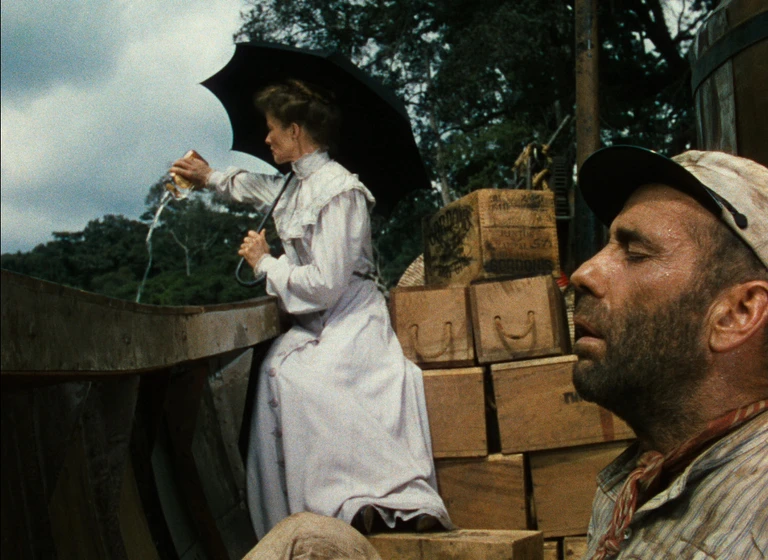 Humphrey Bogart y Katharine Hepburn en la-reina-de-africa