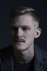 picture of actor Eirik Hallert