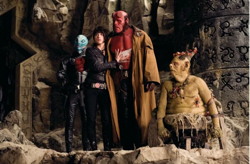 Ron Perlman, Selma Blair y Doug Jones en hellboy-ii-el-ejercito-dorado