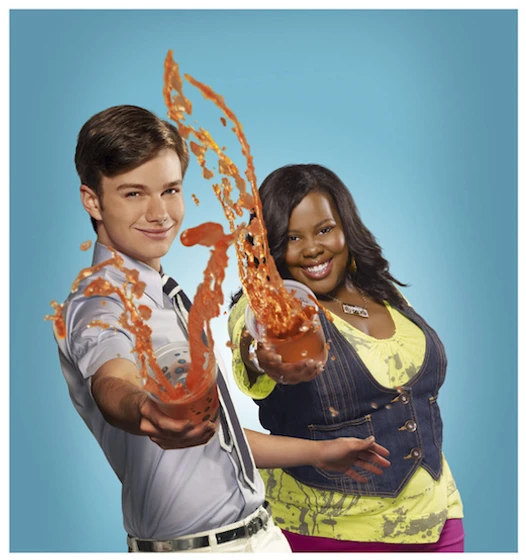 Chris Colfer y Amber Riley en Glee
