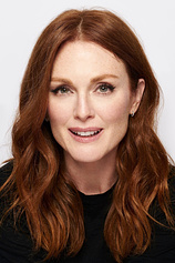photo of person Julianne Moore