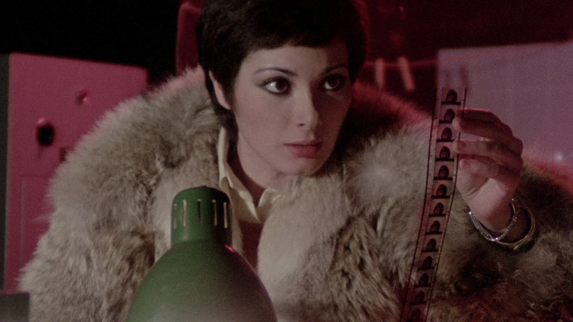 Imagen de Desnuda Ante el Asesino