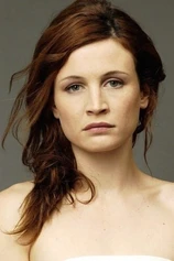 photo of person Virginie Lanoué