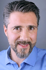 picture of actor Mickaël Collart