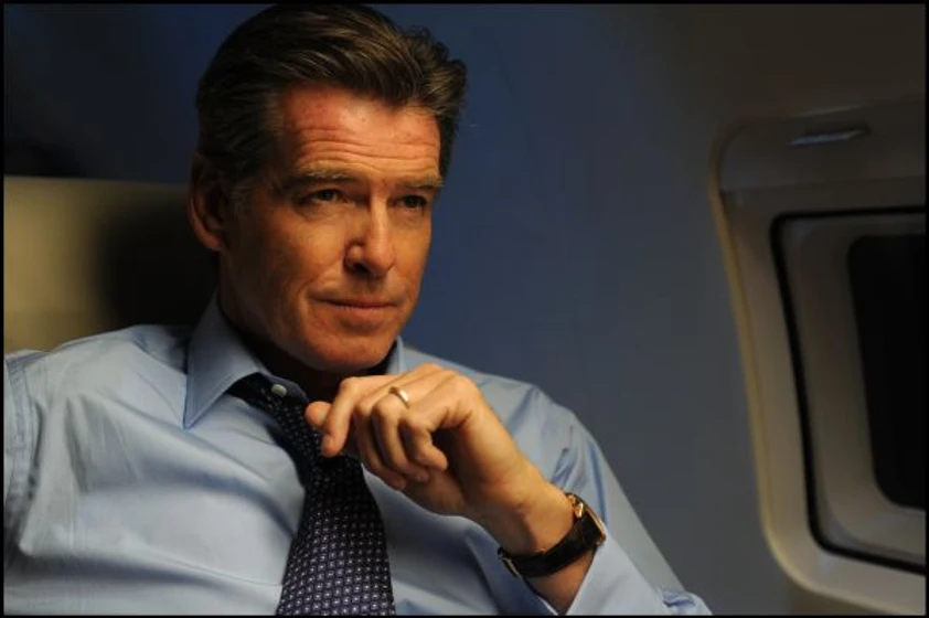 Pierce Brosnan en el-escritor