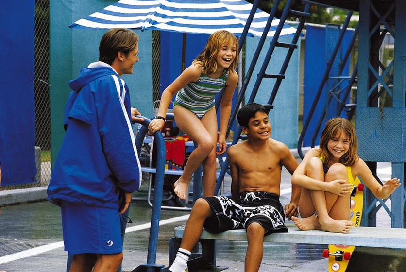 Ashley Olsen, Mary-Kate Olsen, Bailey Chase y Rafael Rojas III en un-papa-de-pelicula