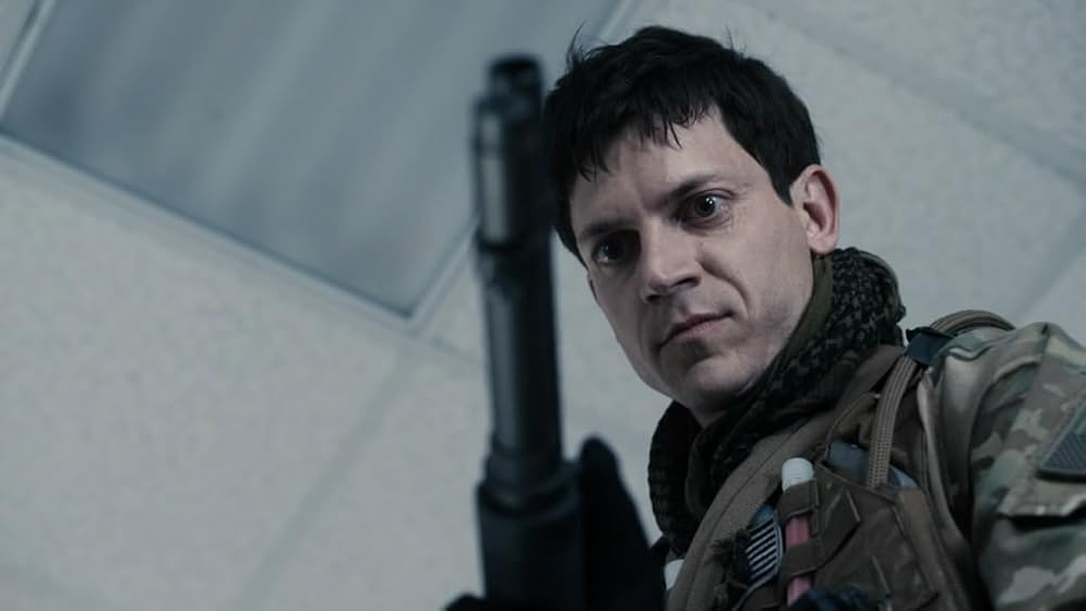 Damon Lipari en navy-seals-vs-zombies