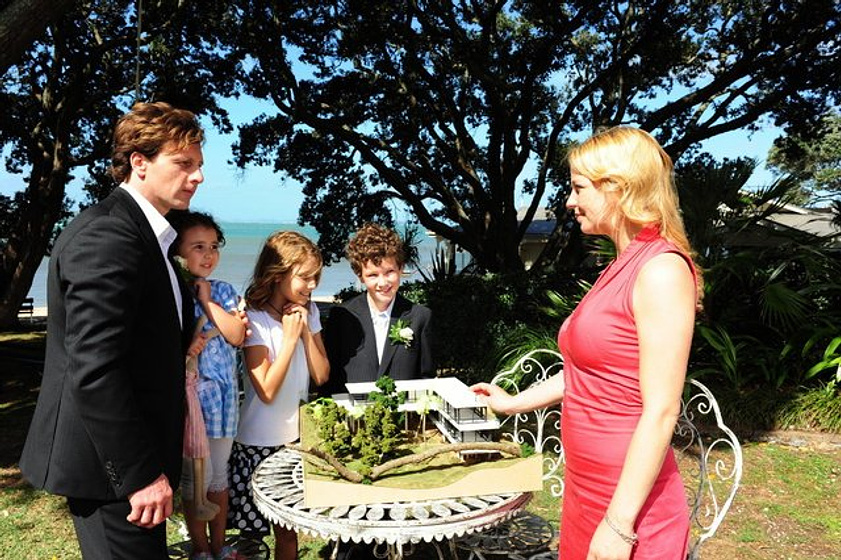 Ella Edwards, Hendrik Duryn, Theresa Scholze, Edward Hall y Anna White en Solos tú y yo