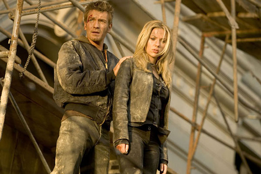 Ewan McGregor y Scarlett Johansson en La Isla