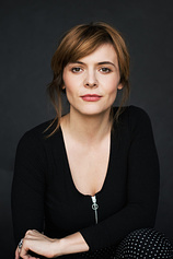 picture of actor Alexa-Jeanne Dubé