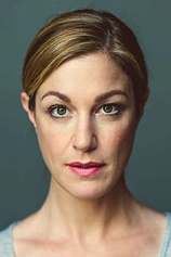 picture of actor Julia Stinshoff