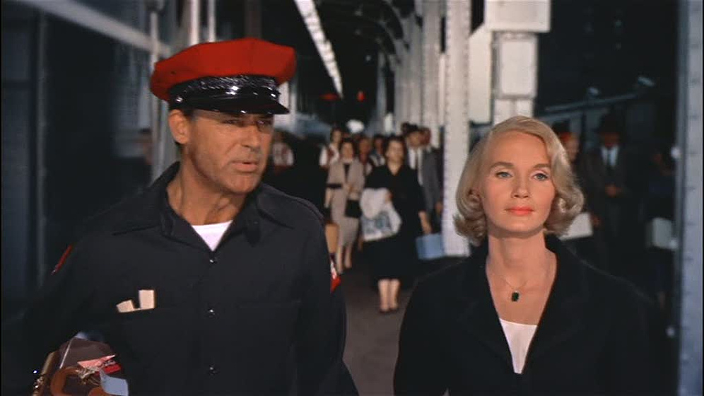 Cary Grant y Eva Marie Saint en Con la muerte en los talones