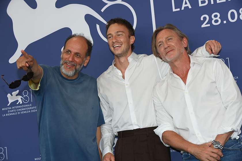 Daniel Craig, Luca Guadagnino y Drew Starkey en Queer (Festival de Venezia. Septiembre 2024)