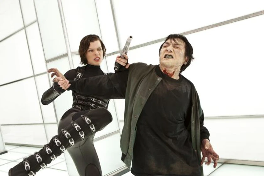 Milla Jovovich en resident-evil-la-venganza