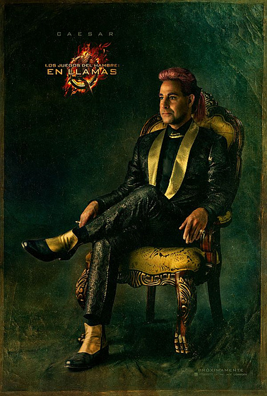 Stanley Tucci en Los Juegos del Hambre. En Llamas (Cartel promocional)