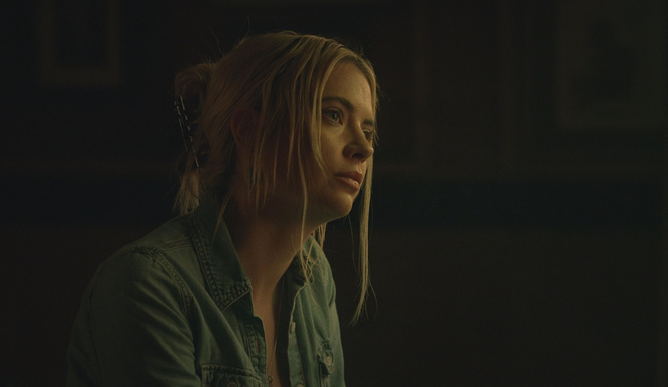 Ashley Benson en McVeigh