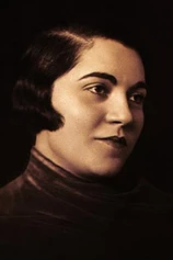 Foto de Ella Gombaszögi