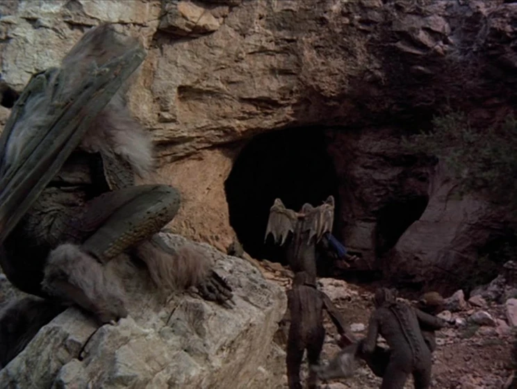 Imagen de la-mansion-del-terror-gargolas