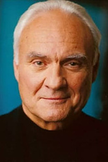 picture of actor Kenneth Welsh