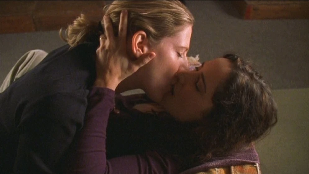 Lacie Harmon y Robin Greenspan en girl-play