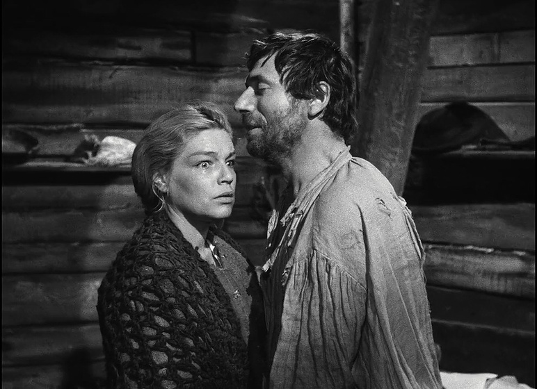 Yves Montand y Simone Signoret en Les Sorcières de Salem