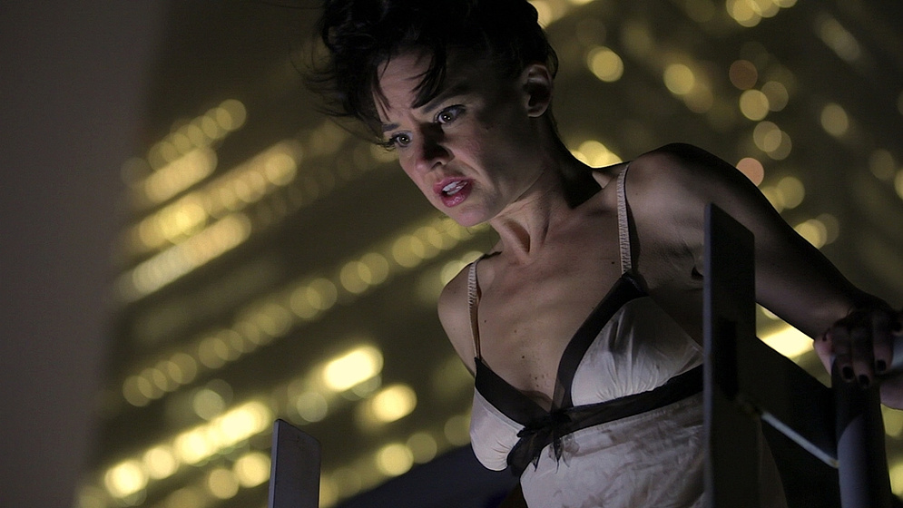 Lindsey Ireland en New York Shadows (Sombras de Nueva York)
