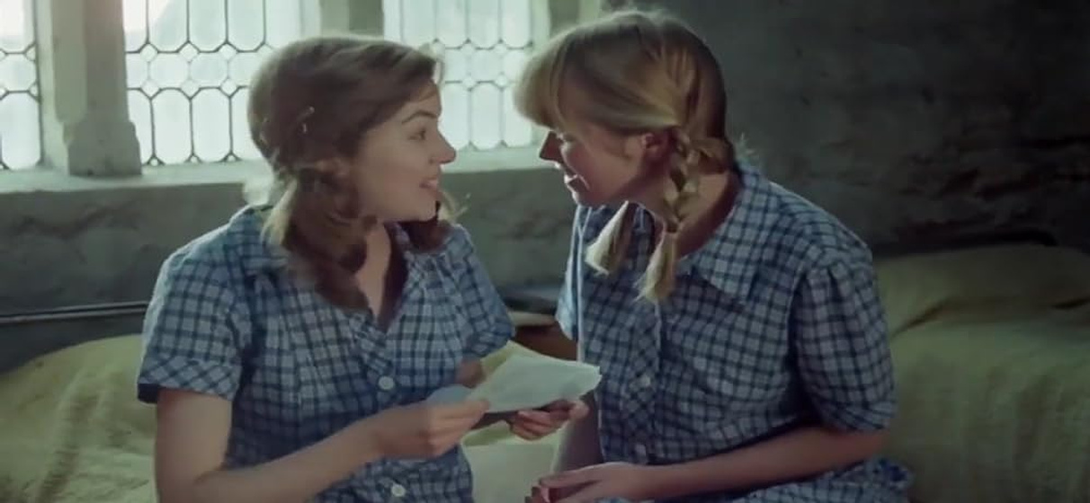 Glory Annen y Jody Hanson en Felicity