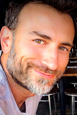 picture of actor Rafael Simón