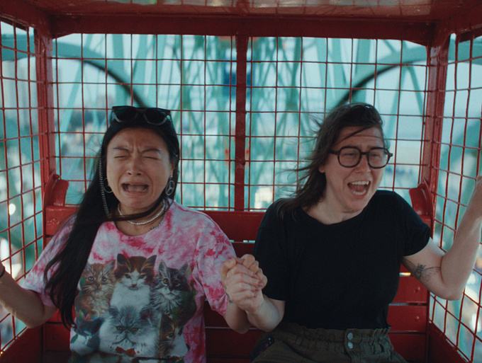 Imagen de Two Mountains Weighing Down my Chest