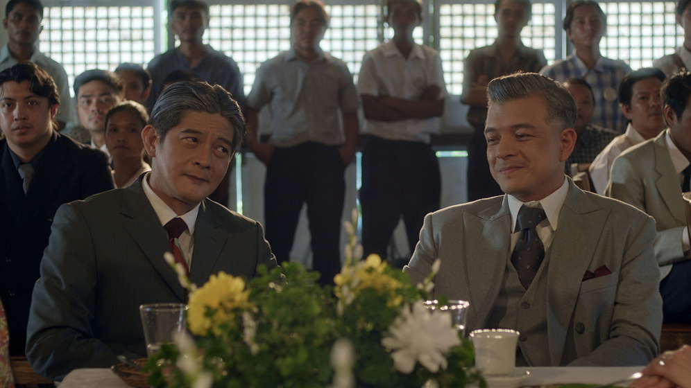 Romnick Sarmenta y Jericho Rosales en quezon