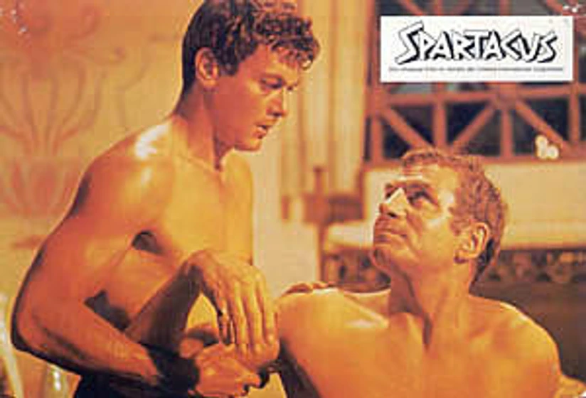 Tony Curtis y Laurence Olivier en espartaco (Fotograma)
