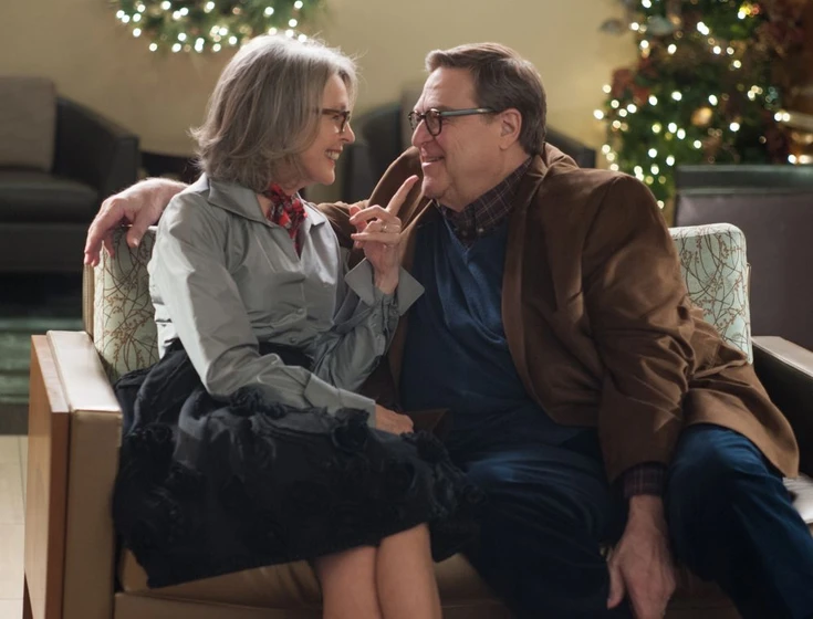 John Goodman y Diane Keaton en navidades-bien-o-en-familia