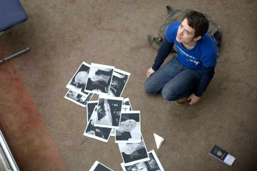 Elijah Wood en los-crimenes-de-oxford