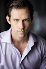 picture of actor James Clayton
